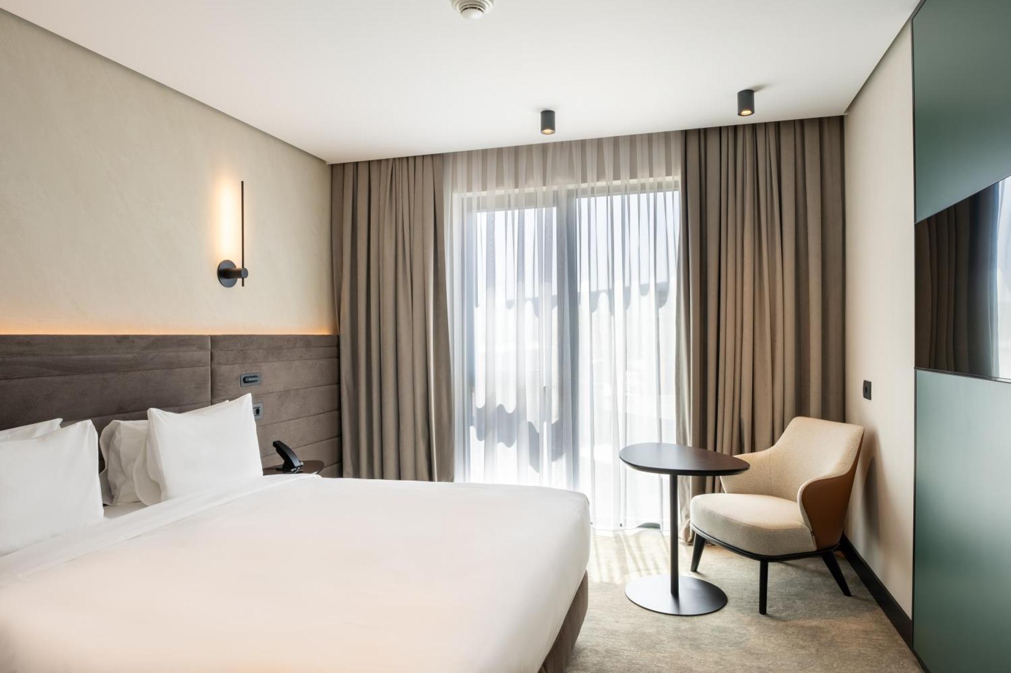 Novotel Tbilisi Center Eksteriør bilde